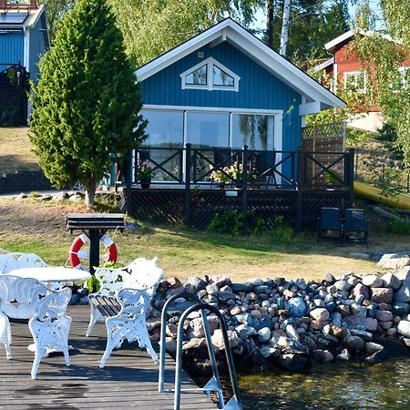 Sjoestuga/Gaesthus I Skaergarden. Åkersberga Екстериор снимка